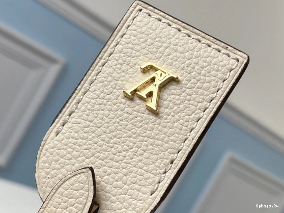 MALLE VUITTON SOUPLE LOUIS PETITE 0306